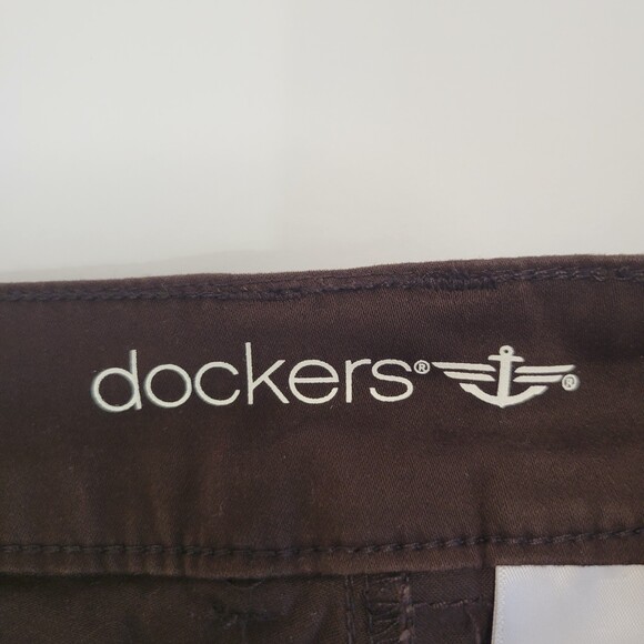Dockers chino cotton brown straight leg pants size 4M NWOT - Picture 6 of 10